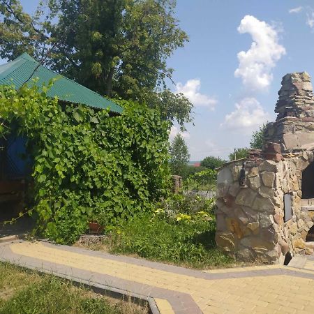 Лісова Пісня Апартаменти Husyatyn المظهر الخارجي الصورة